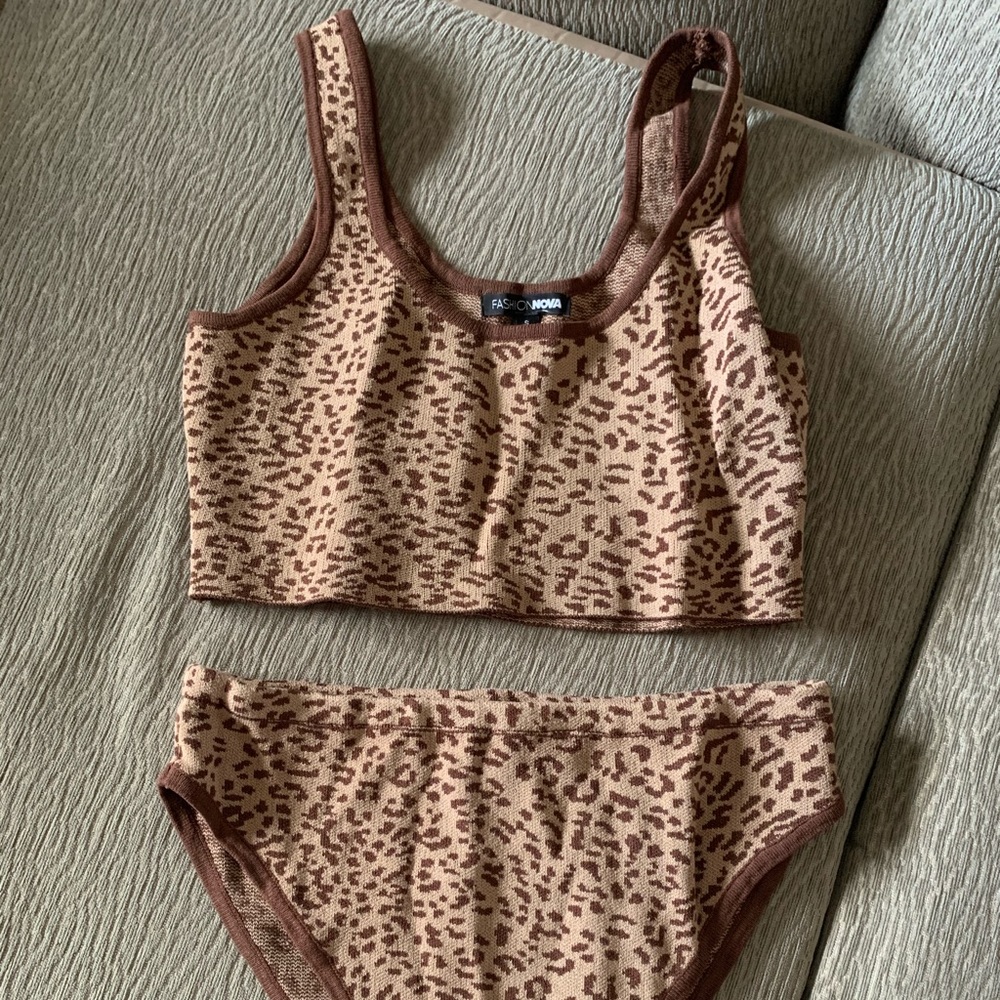 Fashion Nova tankini sun suit